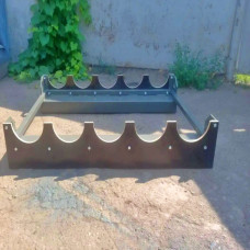 Металевий ложемент на 5 газових балонів для складів і виробництв